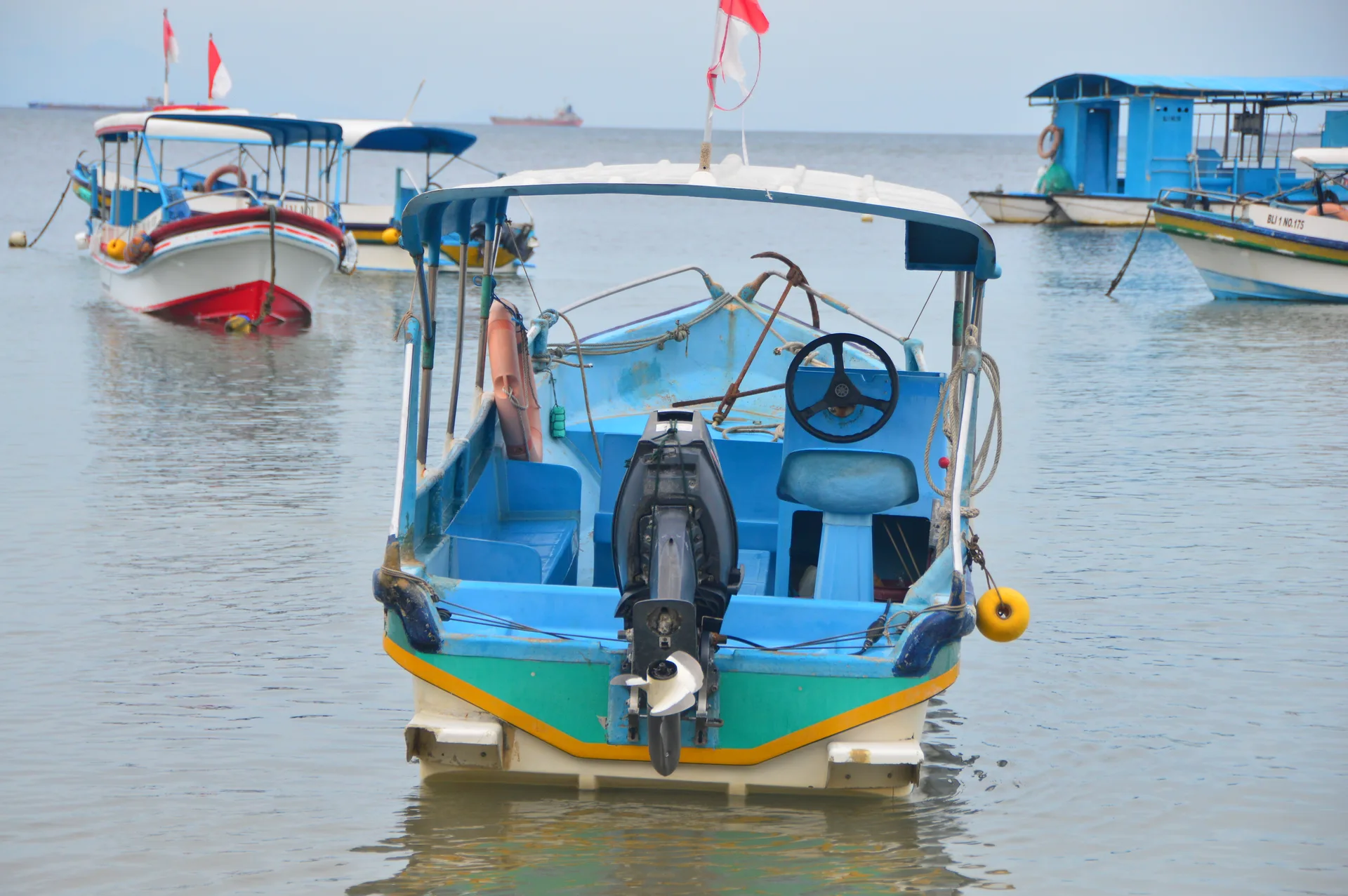 Armada resmi parasailing Hotdog Water Sport Tanjung Benoa Bali